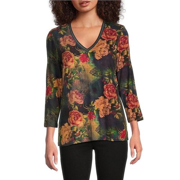 JOHNNY WAS Janie Bamboo Knit Floral Print V Neck 3/4 Sleeve Relaxed Top - Picture 1 of 11
